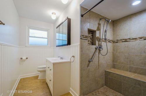 7034 Kostner Ave, Chicago IL 60712-1919 exterior