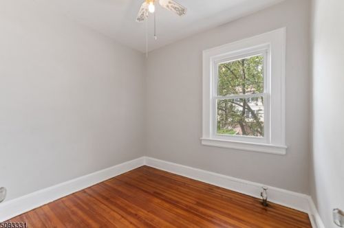 16 Newton Pl, Irvington NJ  07111-1408 exterior