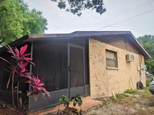 4502 Yukon St, Tampa FL 33617-5956 exterior