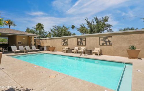 1400 Bethany Home Rd, Phoenix AZ 85014-2004 exterior