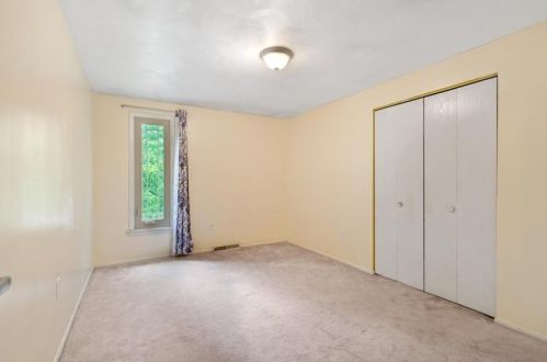 6611 Brownsville Rd, Pittsburgh PA  15236-3534 exterior