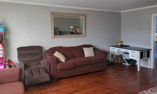 2055 Chestnut St, Waukegan IL 60085-3806 exterior