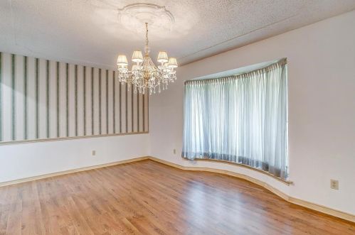 3500 Bellah Ct, Irving TX 75062-3624 exterior