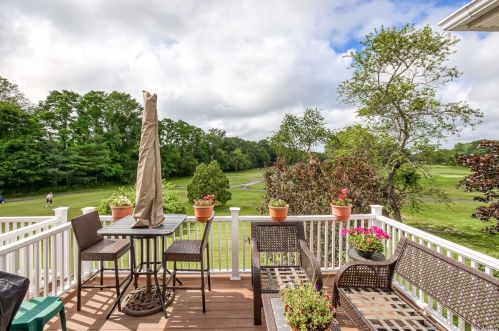 79 Windwatch Dr, Hauppauge NY 11788-3348 exterior