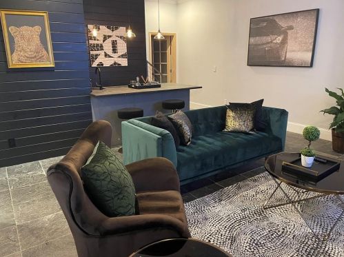 560 Morgan St, Atlanta GA 30308-2821 exterior