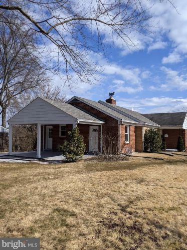 917 Dale Dr, Silver Spring MD  20910-4101 exterior