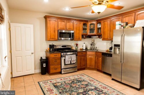 168 Fountain St, Philadelphia PA 19127-1923 exterior