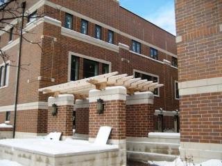 6535 Lincoln Ave, Chicago IL  60712-3992 exterior