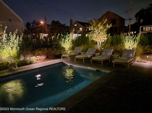 400 Newark Ave, Point Pleasant Beach NJ 08742-4141 exterior