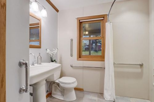 512 Morningside Ave, Madison WI  53716-1737 exterior