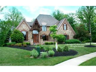 14298 Calderdale Ln, Cleveland, OH 44136-6713