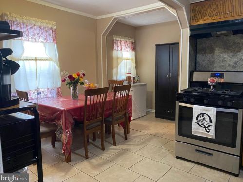 6871 Rosemont Ave, Camden NJ 08110-6129 exterior