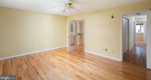 16 Cameron Ct, Princeton NJ 08540-3924 exterior