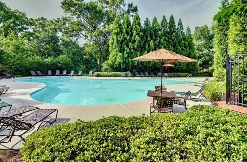 1297 Creekside Pl, Smyrna GA 30080 exterior