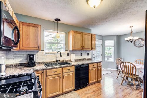 104 Wheaton Dr, Littlestown PA 17340-1357 exterior