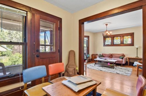 422 Baldwin St, Madison WI 53703-1746 exterior