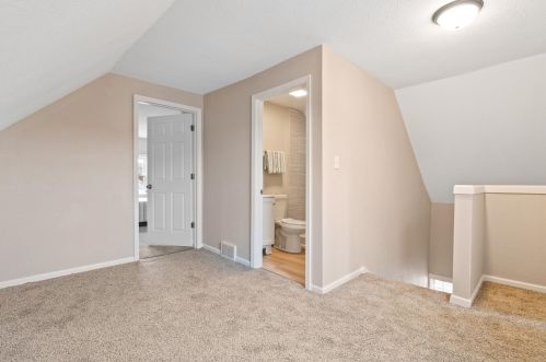 2812 8th St, Milwaukee WI 53215-3933 exterior