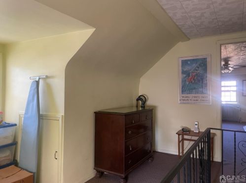 501 4 Ave, New Brunswick NJ 08904-2630 exterior