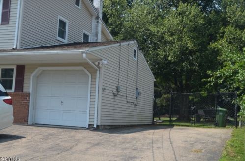 122 Pleasant View Rd, Hackettstown, NJ 07840-1035