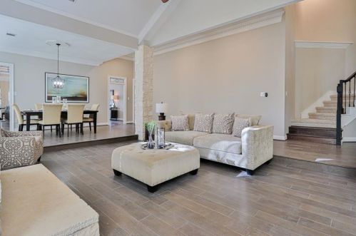 17 Kingwood Villas Ct, Humble TX 77339-3652 exterior