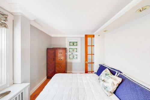 23 Baptist St, Middletown RI 02840-2520 exterior