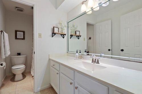 160 April Cv, Montgomery TX 77356-8818 exterior