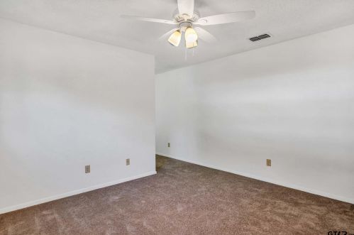 2704 Balsam St, Longview TX 75605-1920 exterior