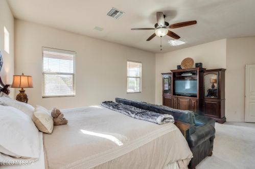 976 Josephine Saddle Pl, Green Valley AZ 85614-6302 exterior