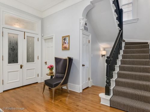 529 Wrightwood Ave, Chicago IL  60614-1794 exterior