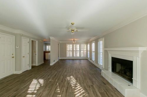 8913 Carroll Mnr Dr, Atlanta GA 30350-2080 exterior