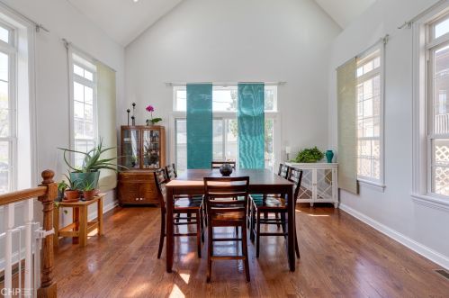 4951 Medill Ave, Chicago IL 60647-2424 exterior