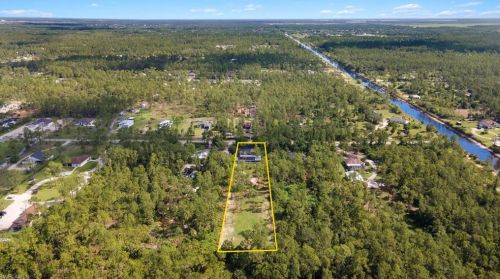 3790 8 Ave, Naples FL 34120-4923 exterior