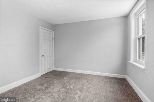 907 Mulberry St, Chester PA 19015-3045 exterior