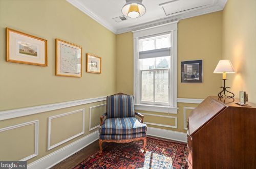 3027 Cambridge Pl, Washington DC 20007-2914 exterior