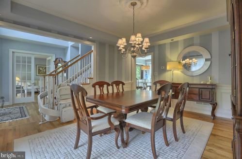 1014 Peggy Dr, Hummelstown PA 17036-9025 exterior