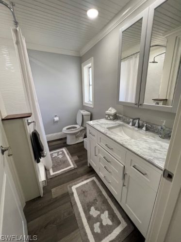 1400 Marlin Dr, Naples FL 34102-2502 exterior