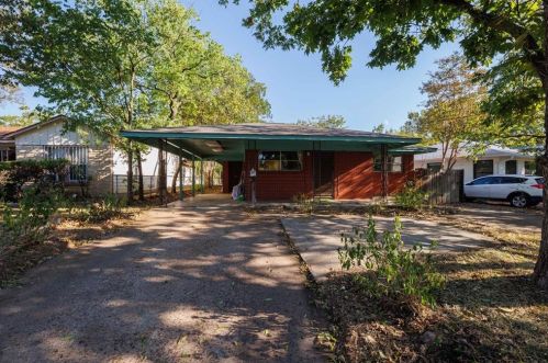 1710 32 St, Austin TX 78705-2115 exterior