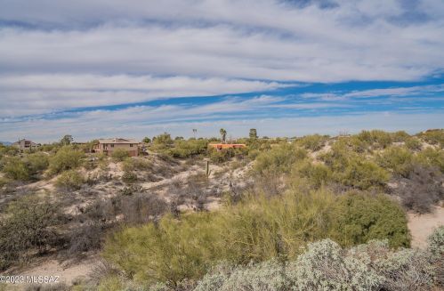 5221 1st Ave, Tucson AZ  85718-4701 exterior