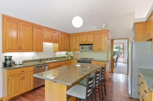 4429 Dorchester Dr, Saint Paul MN 55129-9570 exterior