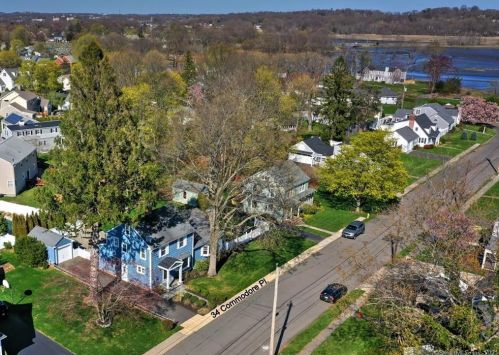 34 Commodore Pl, Milford, CT 06460-6520
