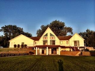 9332 Island Rd, Bismarck, ND 58503-9231