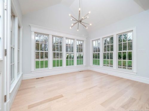 83 Frst Ln, Wilton CT 06897-1915 exterior