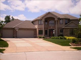 18408 Polk St, Omaha, NE 68135-1779