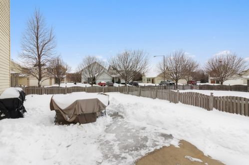 3117 Nantucket Dr, Joliet IL 60435-9023 exterior