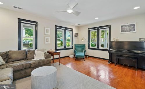 5018 Sherier Pl, Washington DC 20016-3328 exterior