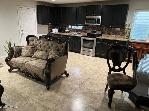 2234 Bowker St, Phoenix AZ 85040-3483 exterior