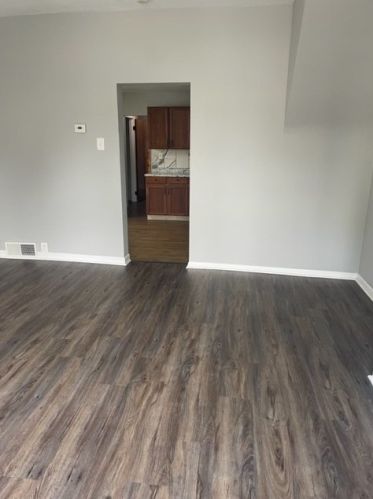 215 Kramer Way, Pittsburgh PA  15211-2005 exterior