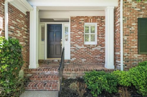 9035 Haverford Terrace Ln, Saint Louis, MO 63117-1050