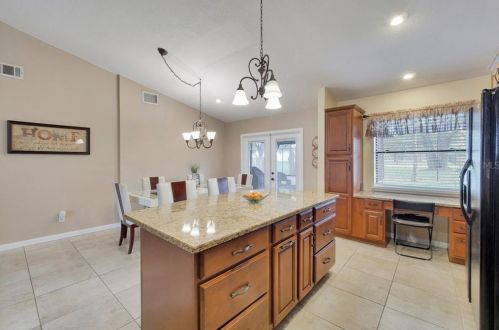 3616 Falling Leaf Ln, Orlando FL 32810-2268 exterior