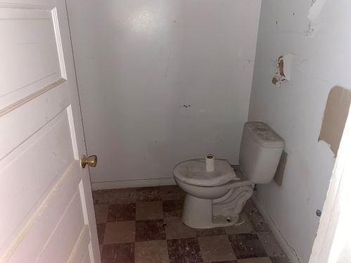 701 Knapp St, Grand Rapids MI 49505-4420 exterior